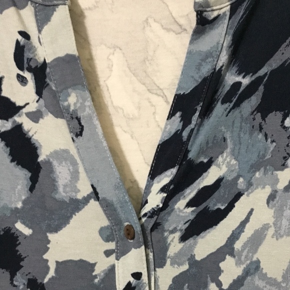 Wonderly Blue XL Knit Tiered Shirt~Button-up Front - Picture 4 of 6